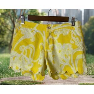Lilly Pulitzer Yellow Floral Textured Scalloped Buttercup Shorts Women's Size 00